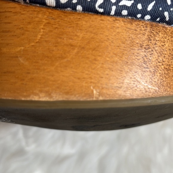 DESIGN Editions for Gap Wood Wedge Sandal - Picture 12 of 16